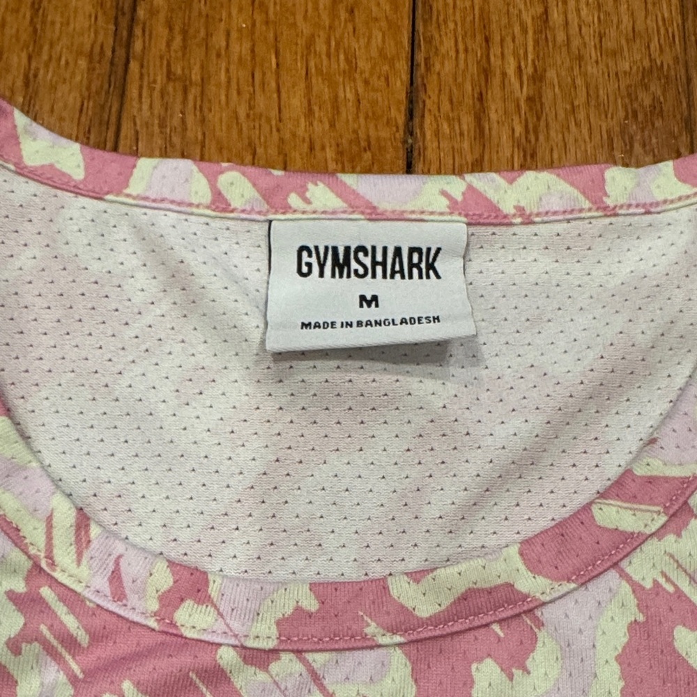 Crop Top - Picture 2 of 4